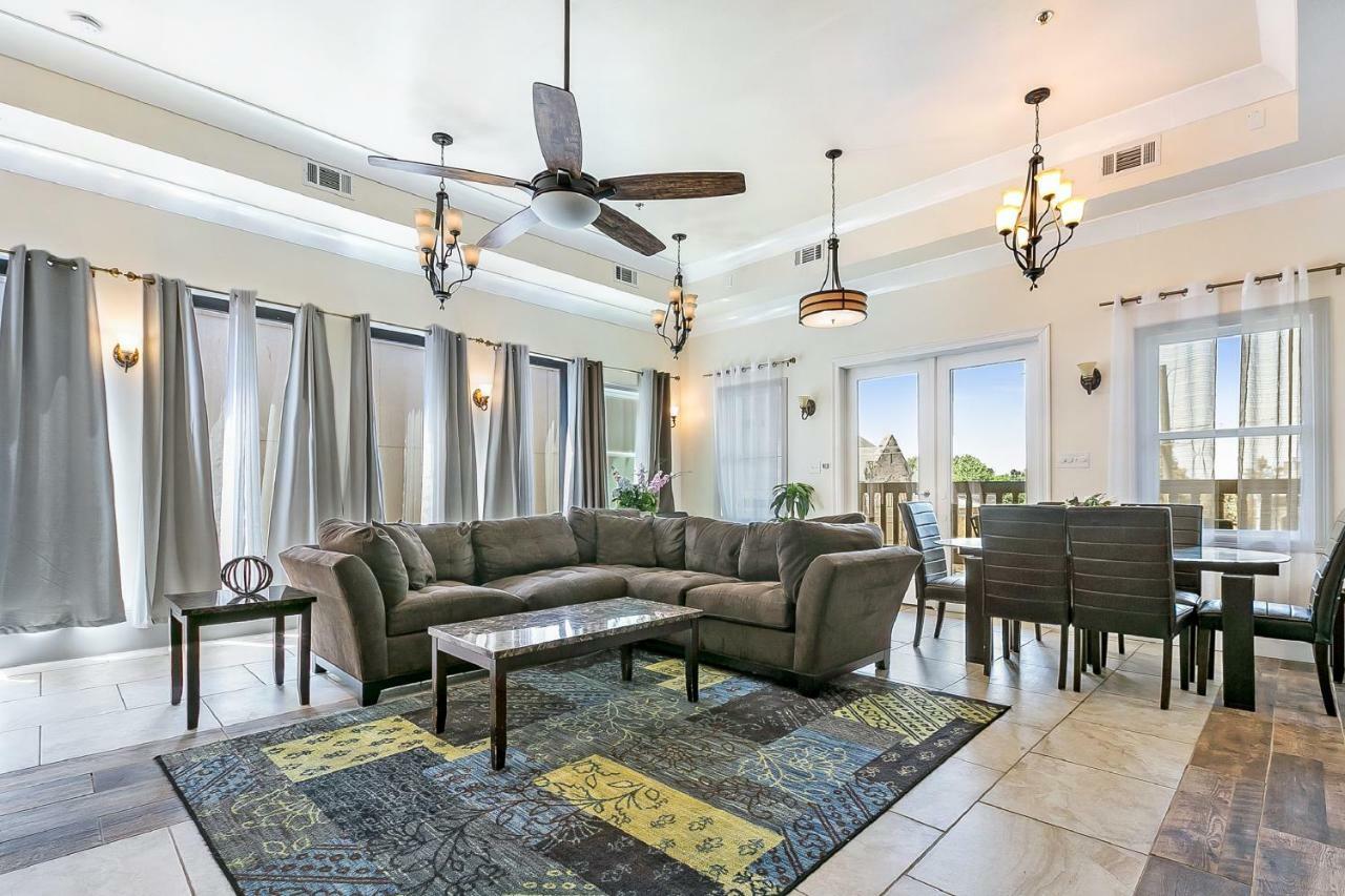 Spacious 4Br Condo On Carondelet Near All Hot Spo New Orleans Bagian luar foto